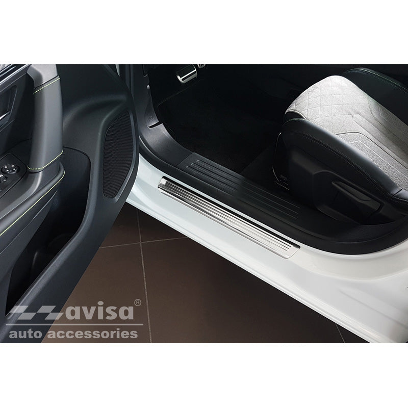 Avisa, kynnysuojat, ruostumatonta terästä, sopii Peugeot 2008 II 2020- 'Lines' - 4 osaa