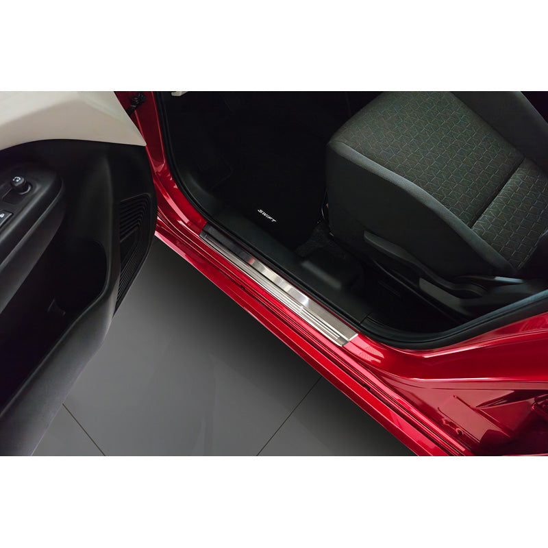 Avisa, Kynnyssuojat, Ruostumaton teräs, Sopii Suzuki Swift VI (2024-), 'Lines' – 4 osaa