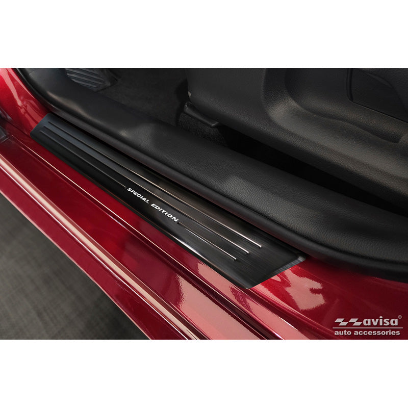 Avisa, kynnyssuojat, musta, ruostumattomasta teräksestä, sopii Toyota Yaris 2020-2024 & Facelift 2024- excl. GR - 'Special Edition' - 4-osainen