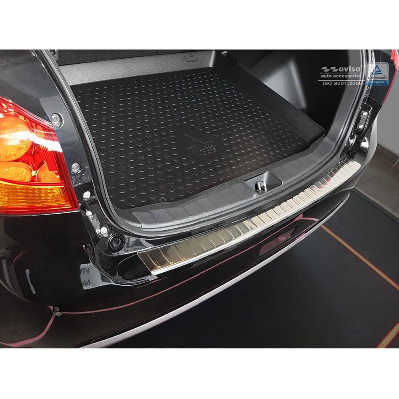 Avisa, takapuskurin suoja, ruostumatonta terästä, sopii Mitsubishi ASX 2010-2017 'Ribs'