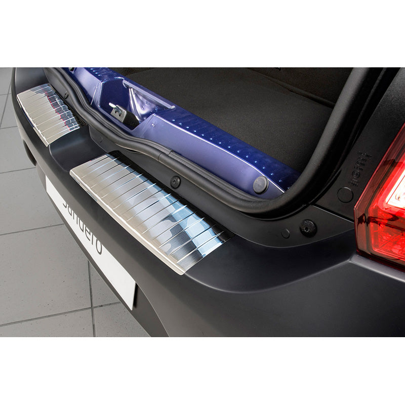 Avisa, takapuskurin suoja, ruostumatonta terästä, sopii Dacia Sandero II 2012-2020 'Ribs' (2-osainen)