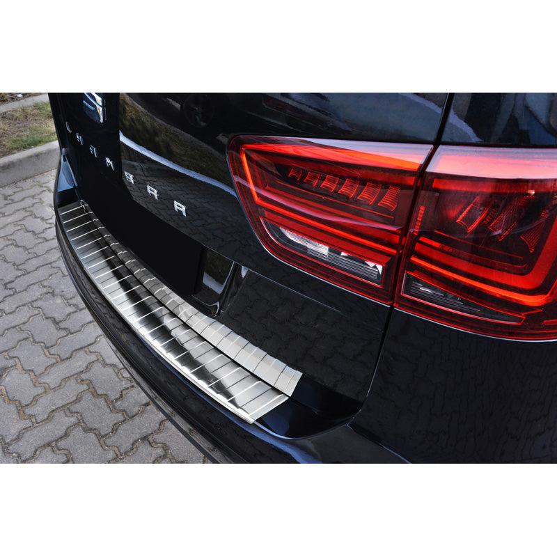 Avisa, takapuskurin suoja, ruostumatonta terästä, sopii Seat Alhambra II / Volkswagen Sharan II 2010- 'Ribs'