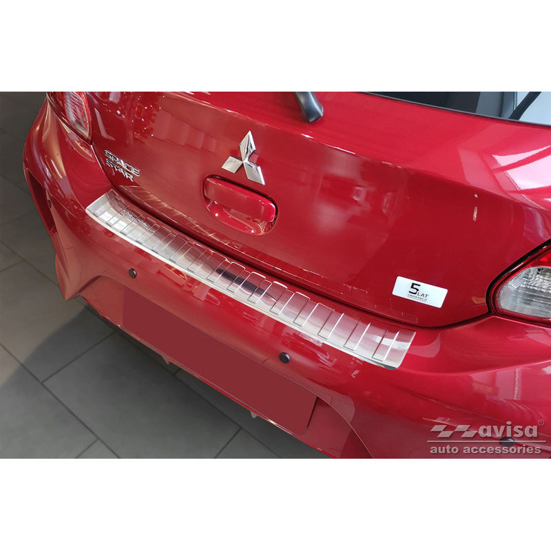 Avisa, takapuskurin suoja, ruostumaton teräs, sopii Mitsubishi Space Star Facelift 2020- 'Ribs'