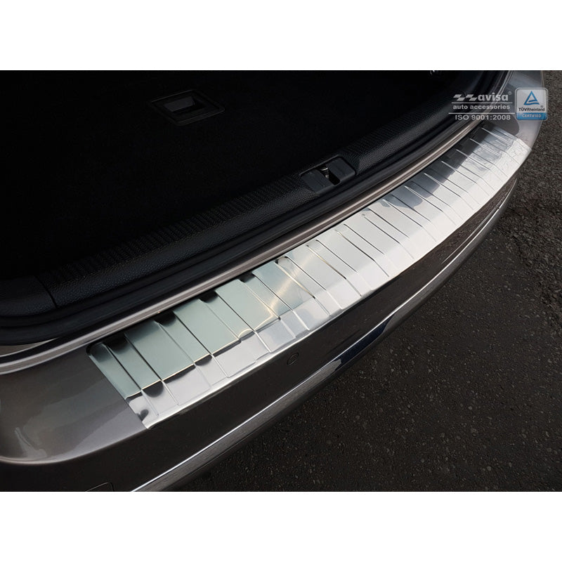 Avisa, takapuskurin suoja, ruostumatonta terästä, sopii Volkswagen Passat B7 Variant 2010-2014 'Ribs'