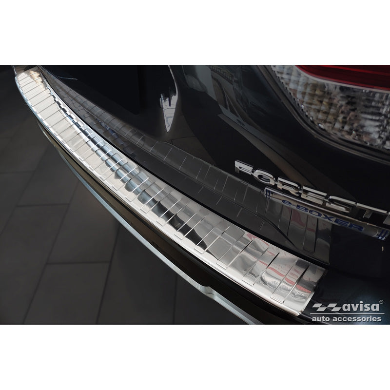 Avisa, takapuskurin suoja, ruostumatonta terästä, sopii Subaru Forester (SK) 2018- 'Ribs'