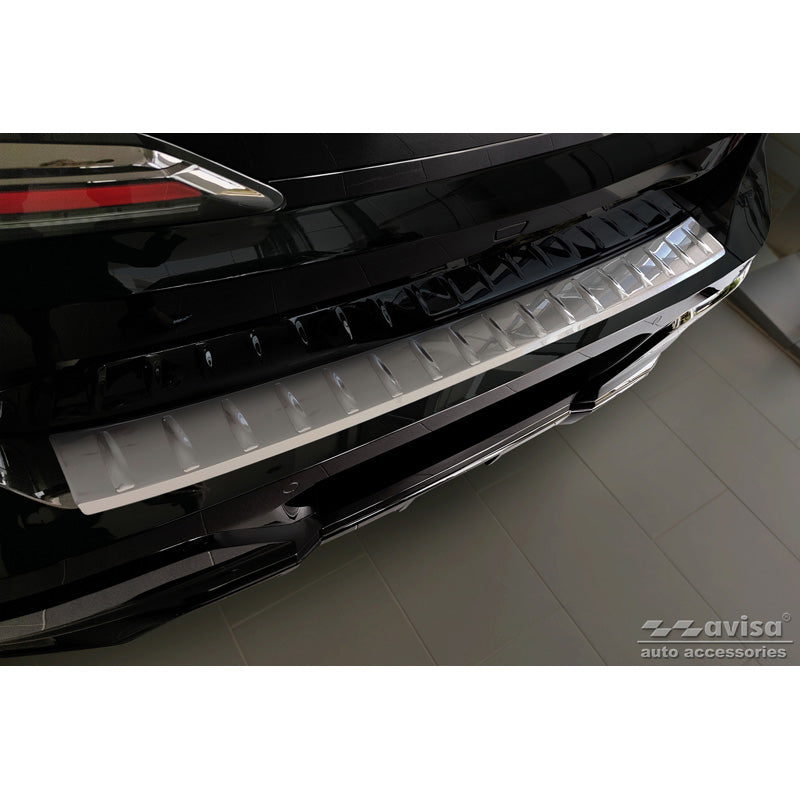 Avisa, takapuskurin suoja, ruostumatonta terästä, sopii BMW 7-Series (G70) 2023- M-Package-varustuksella 'Ribs'