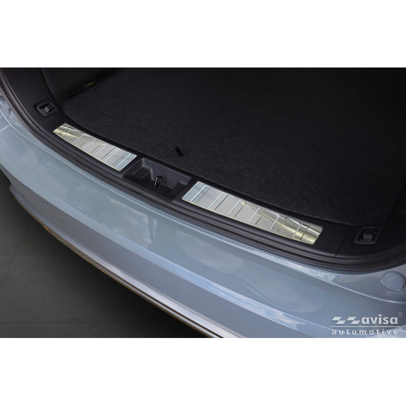 Avisa, takapuskurin suoja, ruostumaton teräs, sopii Mitsubishi Outlander IV Facelift (2025-), 'Ribs'