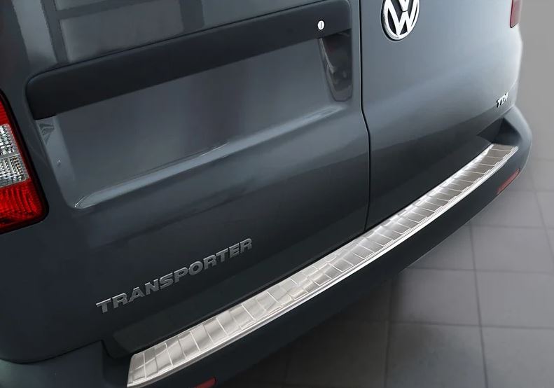 Avisa, takapuskurin suoja, ruostumaton teräs, sopii VW Transporter T5 2003-2015 (all) & T6 2015- / FL 2019- (with rear døre) 'XL' 'Ribs'