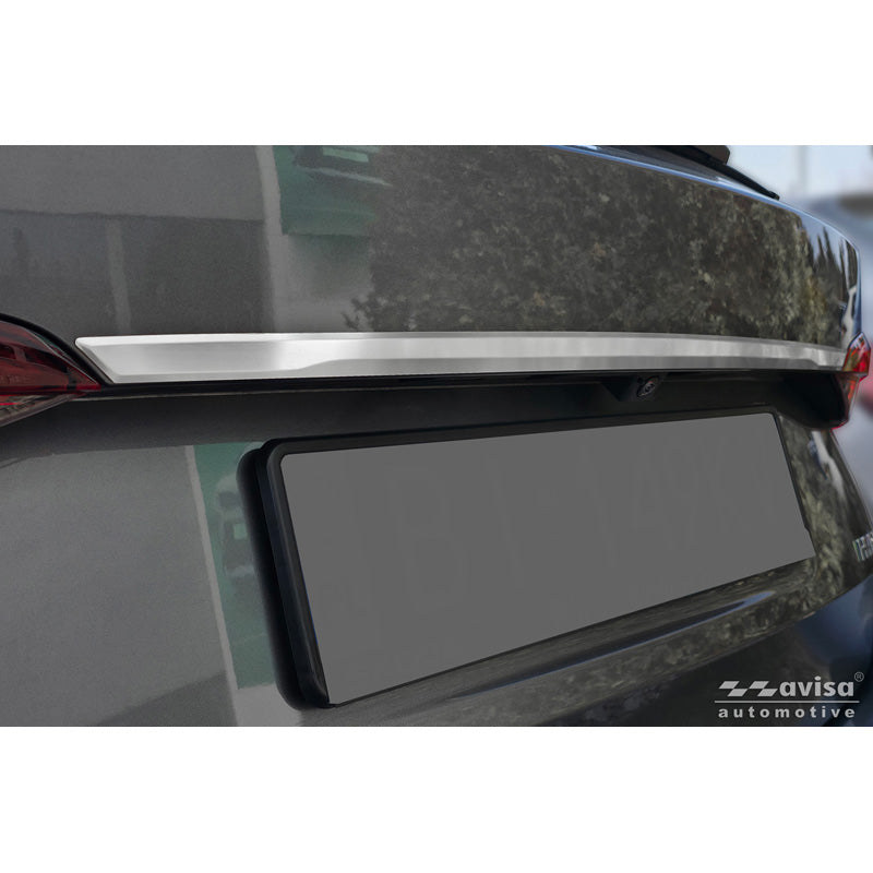 Avisa, Bagagerumslucktrim, borstat rostfritt stål, passar till Skoda Octavia IV Combi (NX5) (2019-2024) & Facelift (2024-)