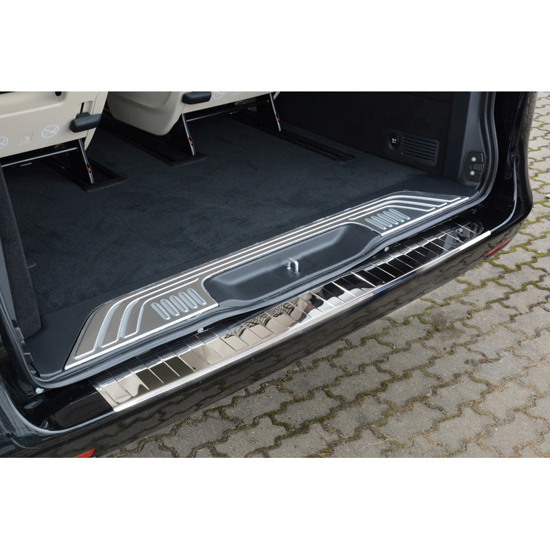 Avisa, takapuskurin suoja, kiillotettu, ruostumaton teräs, sopii Mercedes Vito / V-Class 2014-2019 & Facelift 2019- 'Uurteet'