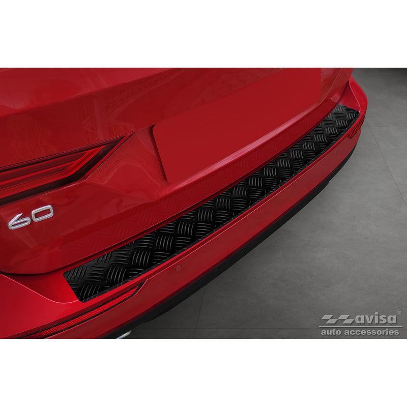 Avisa, takapuskurin suoja, mattamusta, alumiini, sopii Volvo V60 II 2018- incl. Cross Country & R-Design 'uurrettu levy'