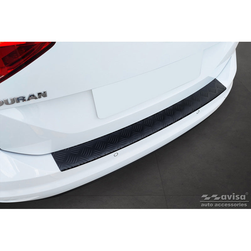 Avisa, takapuskurin suoja, mattamusta, alumiini, sopii Volkswagen Touran III 2015- sis. R-Line 'Uurrettu levy'