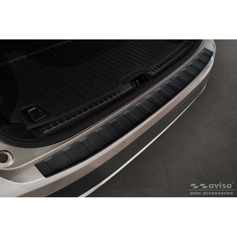 Avisa, takapuskurin suoja, mattamusta, ruostumaton teräs, sopii Volvo V90 9/2016- 'Ribs'