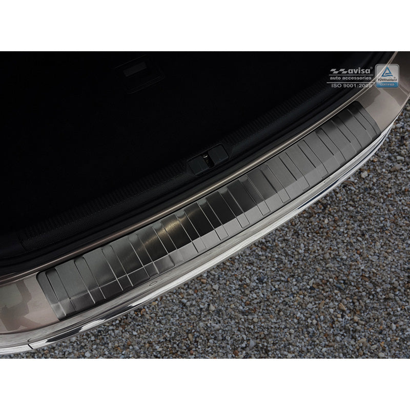 Avisa, takapuskurin suojus, musta, ruostumaton teräs, sopii Volkswagen Passat 3C Variant 2011-2014 'Ribs'
