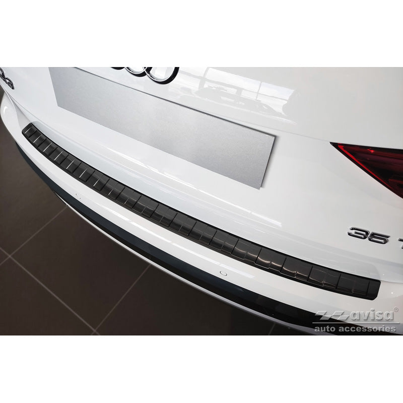 Avisa, takapuskurin suojus, musta, ruostumaton teräs, sopii Audi Q3 II 2019- incl. S-Line 'Ribs'