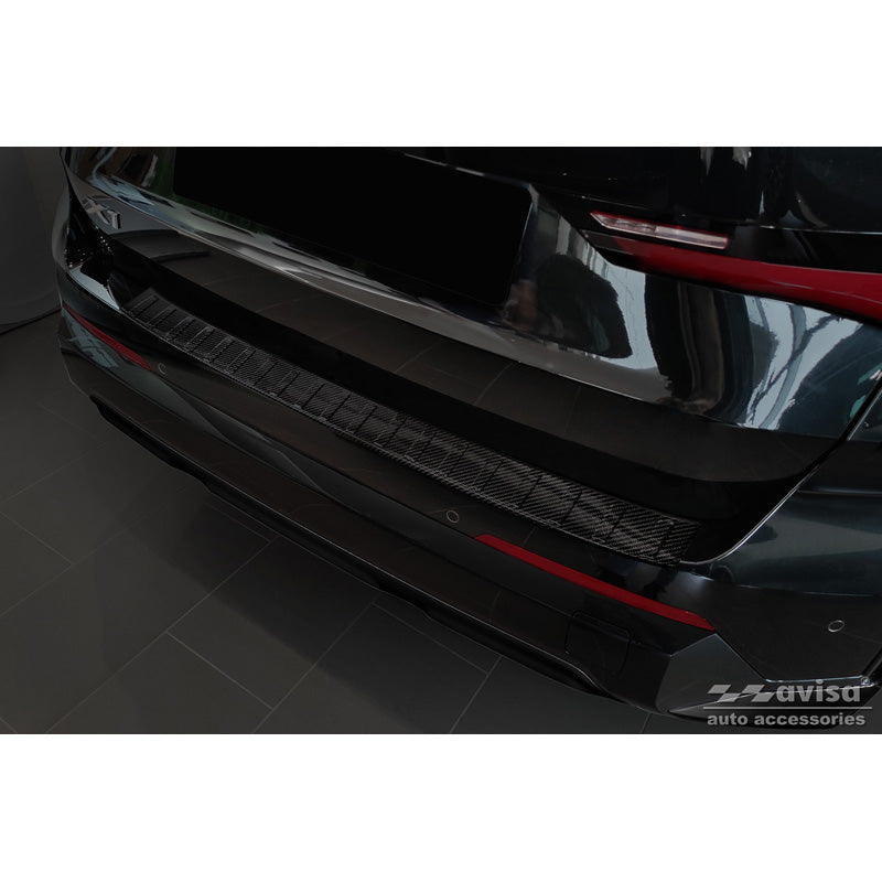 Avisa, takapuskurin suoja, 3D aitoa hiilikuitua, sopii BMW X1 U11 / U11 xLine 2022- 'Ribs'