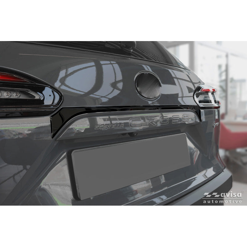 Avisa, takaluukun lista, musta kromattu ruostumaton teräs, sopii Toyota Corolla Cross (2020-2025) & Facelift (2025-)
