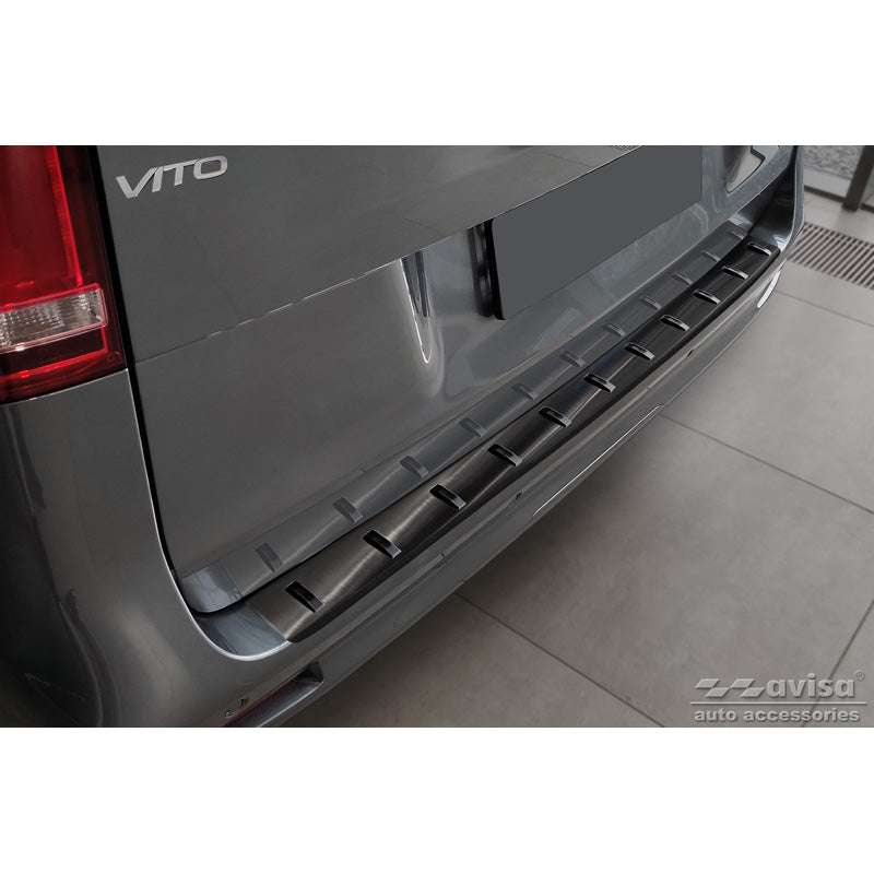 Avisa, takapuskurin suoja, musta, ruostumaton teräs, sopii Mercedes Vito / V-Class 2014-2019 & Facelift 2019- (with Hatch) 'STRONG EDITION'