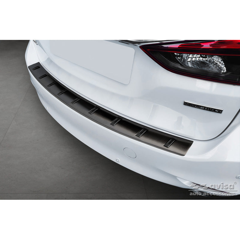 Avisa, takapuskurin suoja, musta, ruostumaton teräs, sopii Mazda 6 III (GJ) Combi 2012- 'STRONG EDITION'