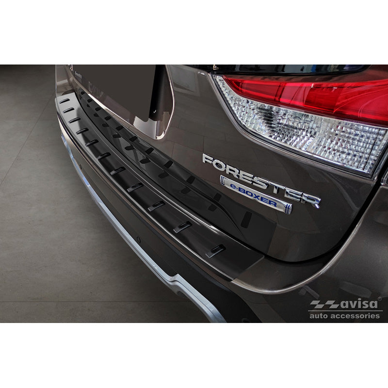 Avisa, takapuskurin suoja, musta, ruostumaton teräs, sopii Subaru Forester (SK) 2018- 'STRONG EDITION'