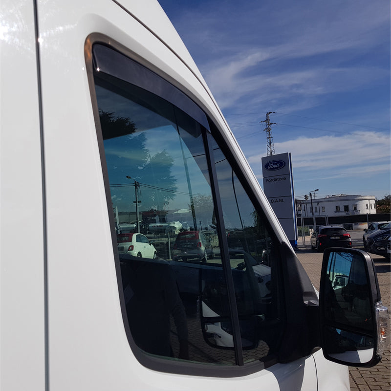 DGA, Vindavvisare, Rökfärgad, 2 st., passar till Renault Master IV (F8) (2024-)