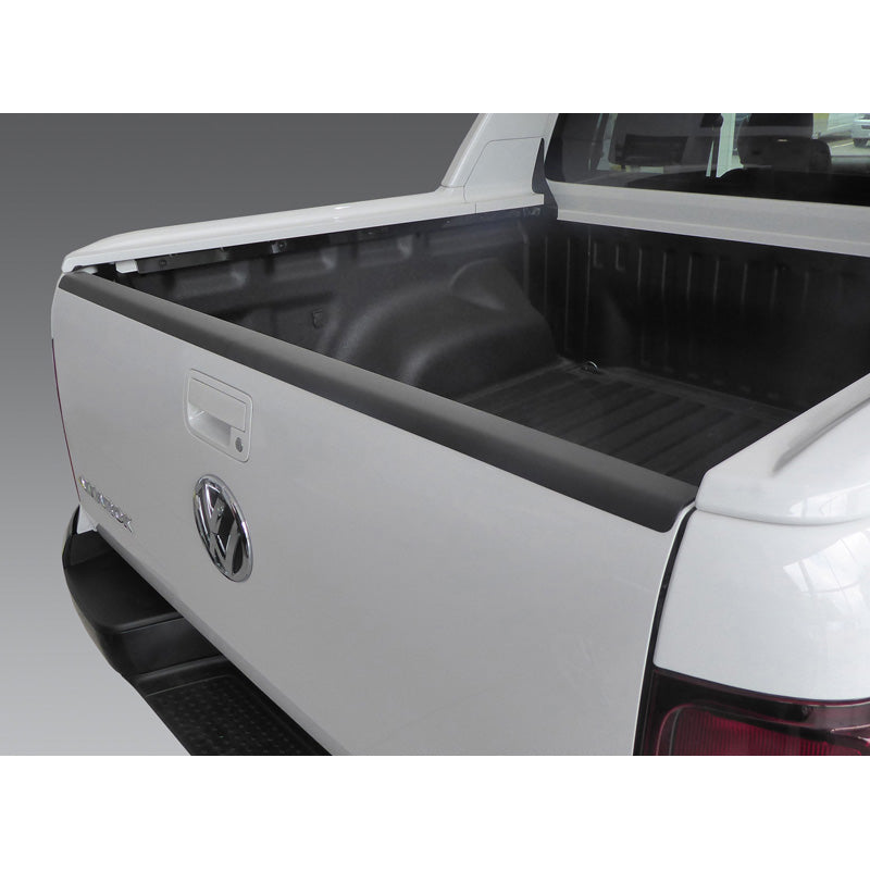 RGM, Pickupin takaläpän suoja, ABS-muovia, sopii Volkswagen Amarok 2010- Black