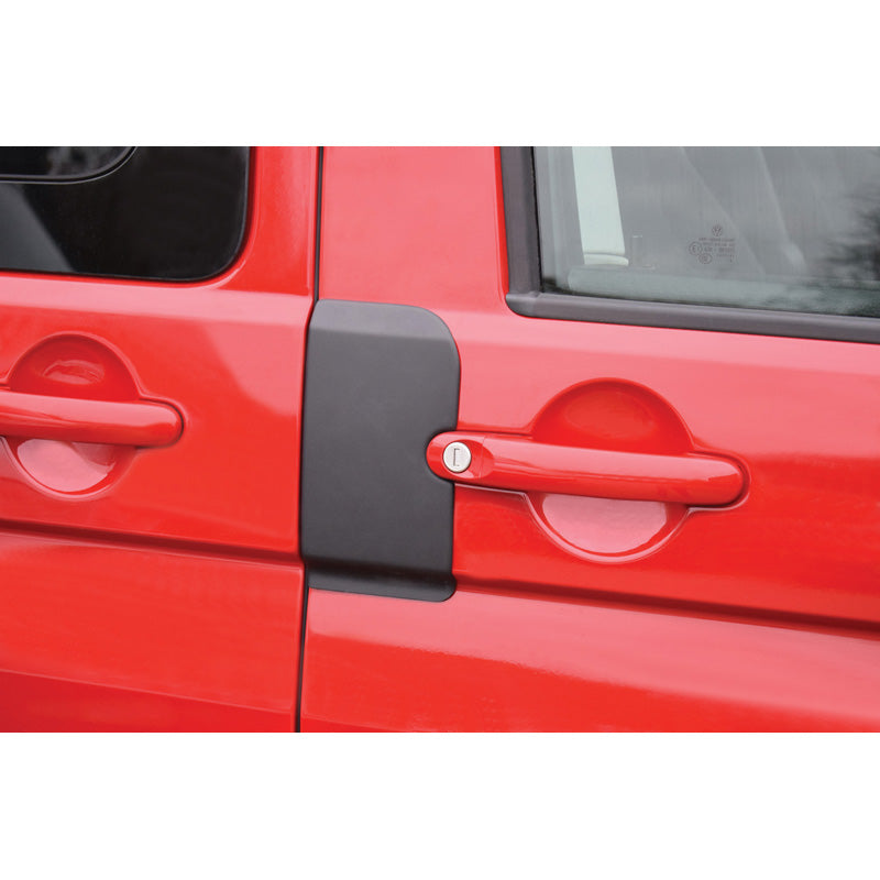 RGM, Set med dörrskydd, passar till Volkswagen Transporter T5 2003-2015 & T6 2015- Svart