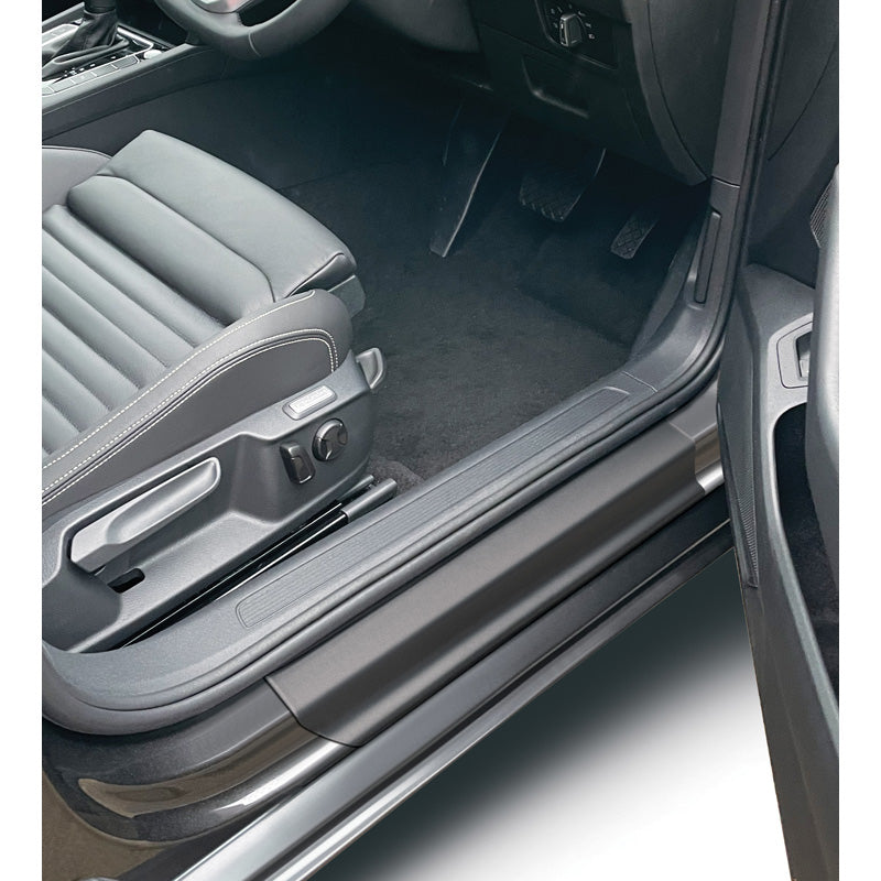RGM, Tröskelskydd, passar till Volkswagen Passat 3G Sedan/CC/Variant 2014- - set med 2 delar