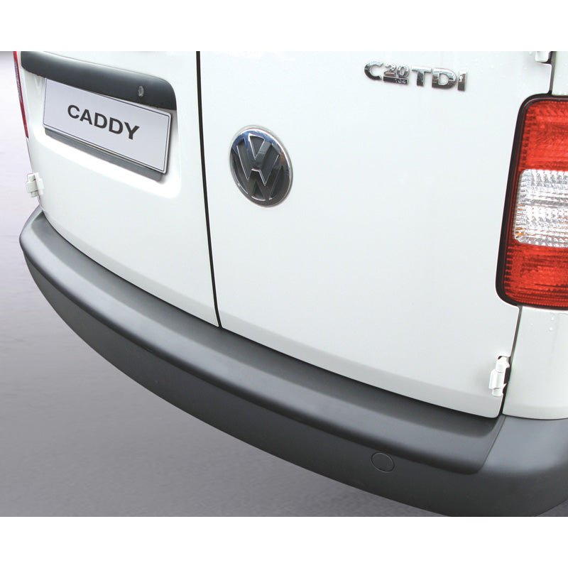 RGM, takapuskurin suoja, ABS-muovia, sopii Volkswagen Caddy II 2004-2015 (for unpainted bumpers) Musta