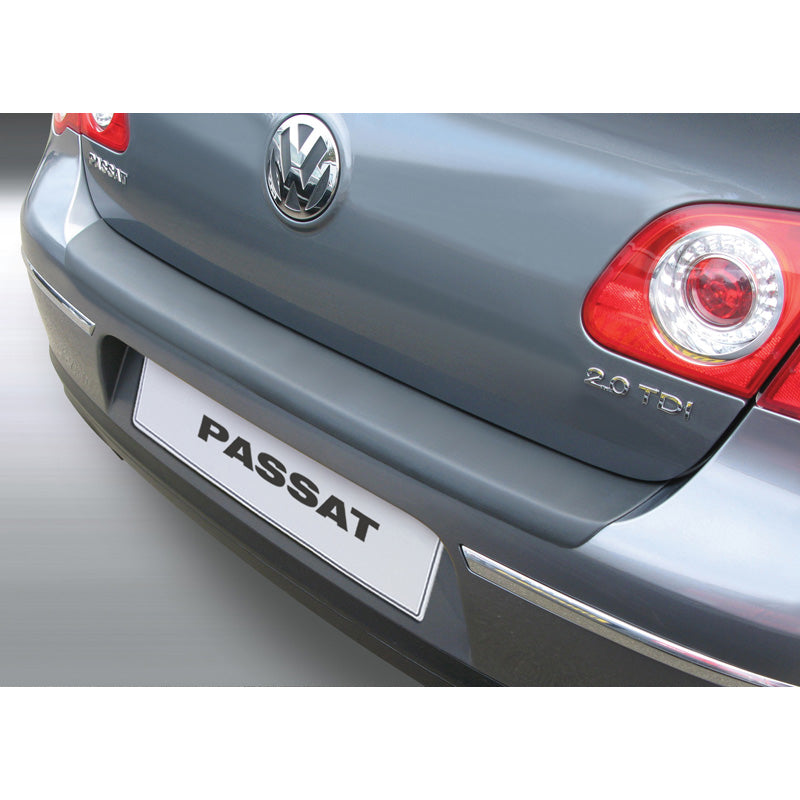 RGM, takapuskurin suoja, ABS-muovia, sopii Volkswagen Passat 3C Sedan 2005-2010 Musta