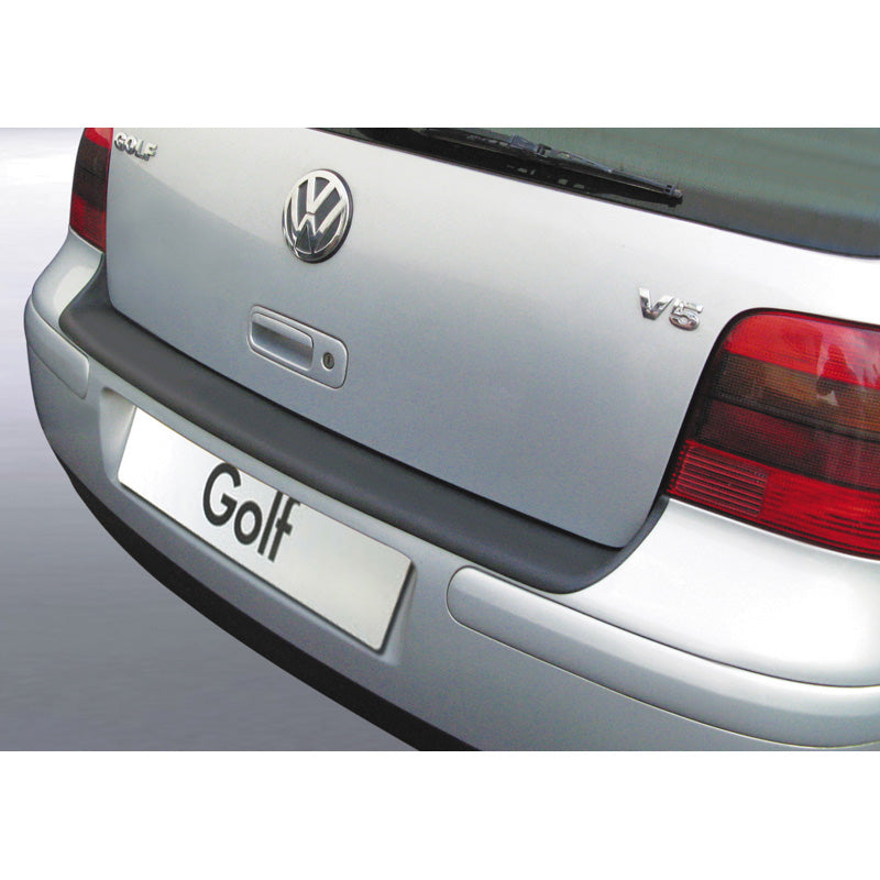 RGM, takapuskurinsuoja, ABS-muovia, sopii Volkswagen Golf IV 3/5 doors musta