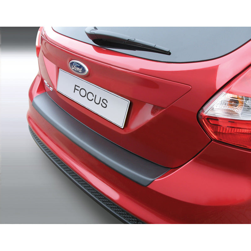 RGM, takapuskurin suoja, ABS-muovi, sopii Ford Focus 5-ovinen 2012-2015 musta