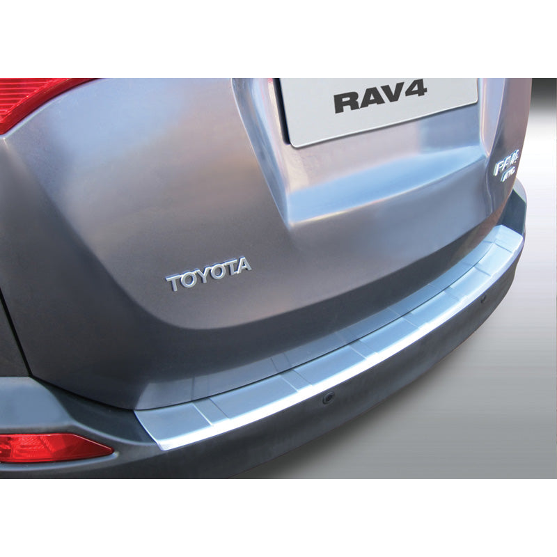 RGM, takapuskurin suoja, ABS-muovia, sopii Toyota RAV-4 4x4 2013-2016 Black