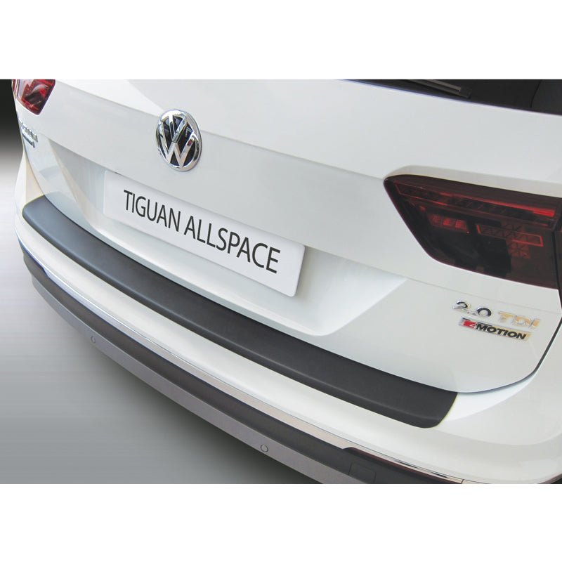 RGM, takapuskurin suoja, ABS-muovia, sopii Volkswagen Tiguan II Allspace 4x4 2018- musta