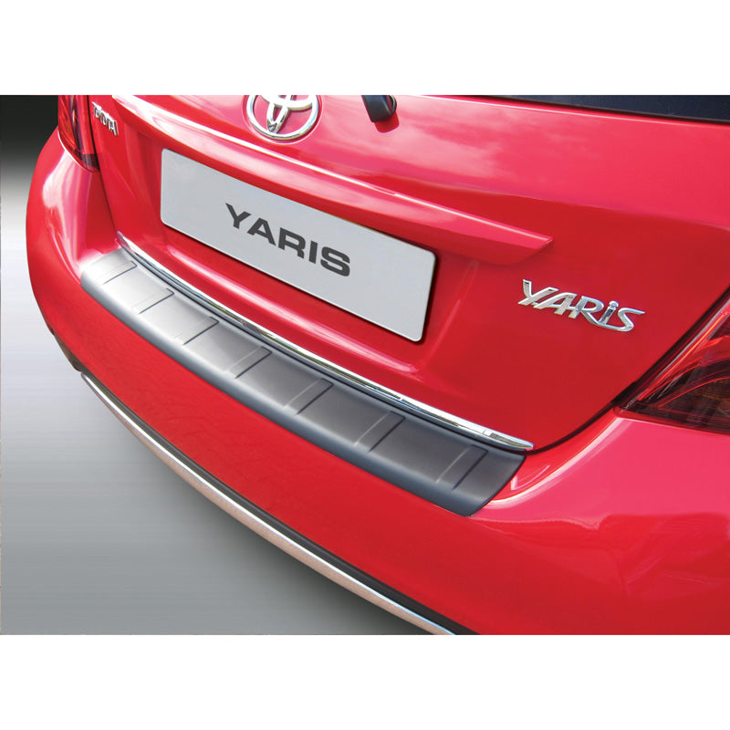 RGM, takapuskurin suoja, ABS-muovia, sopii Toyota Yaris 3/5-ovinen 2014-2017 'uurrettu' musta