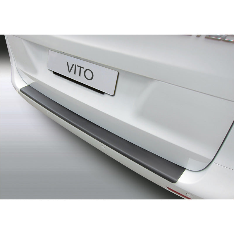 RGM, takapuskurin suoja, ABS-muovia, sopii Mercedes Vito/V-Class/Viano 5/2014-2/2019 musta