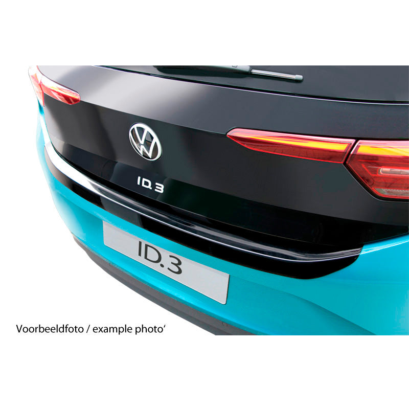 RGM, takapuskurin suoja, ABS-muovia, sopii Volkswagen Transporter T6 Caravelle/Multivan 9/2015- takaluukulla Kiiltomusta