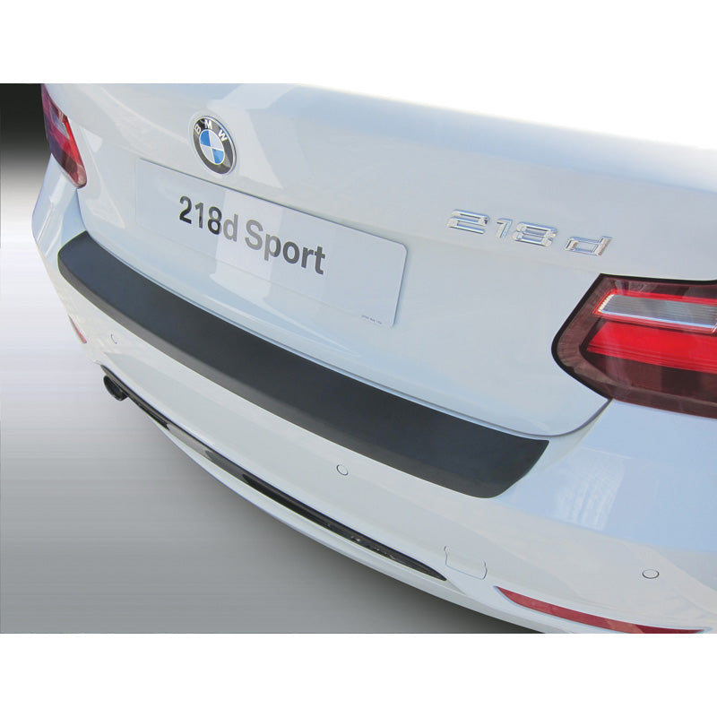 RGM, takapuskurin suojus, ABS-muovi, sopii BMW 2-Series F22 SE/Luxury/Sport 4/2014- Black