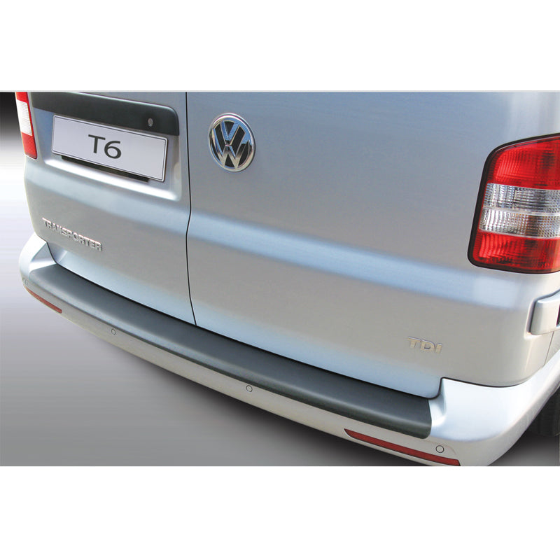 RGM, takapuskurin suojus, ABS-muovi, sopii Volkswagen Transporter T6 Caravelle/Multivan 9/2015- takaluukuilla Black
