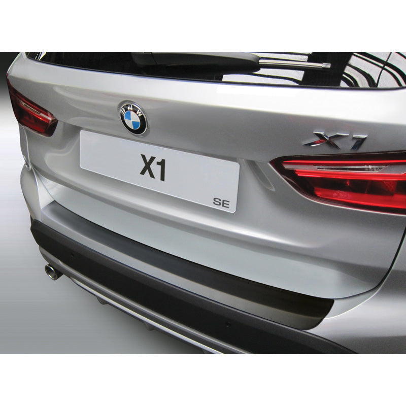 RGM, takapuskurin suoja, ABS-muovia, sopii BMW X1 F48 Sport/X-Line 10/2015-8/2019 musta