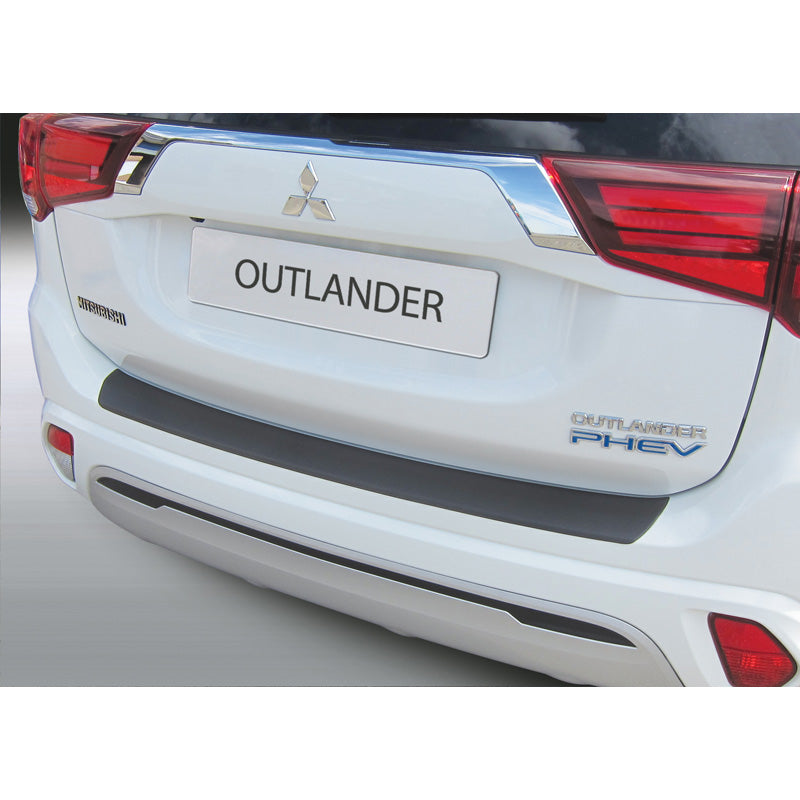 RGM, takapuskurin suoja, ABS-muovia, sopii Mitsubishi Outlander PHEV 2015- musta