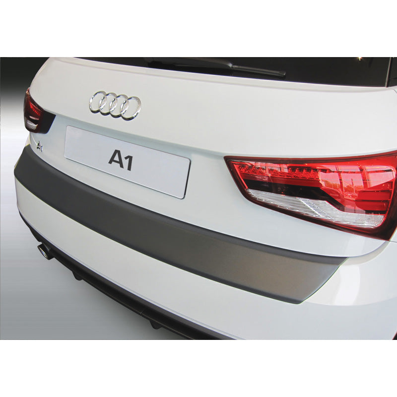RGM, takapuskurin suoja, ABS-muovia, sopii Audi A1 S-Line & S1 Facelift 1/2015-10/2018 Musta
