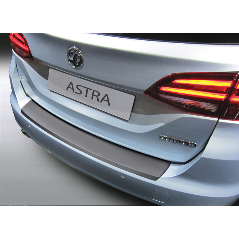 RGM, takapuskurin suoja, ABS-muovia, sopii Opel Astra K Sportstourer 12/2015-09/2021 Musta