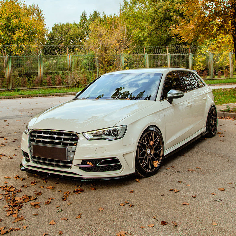OneWay, Täydellinen korisarja, kiiltävän musta, sopii Audi S3 Sportback 8V (2013-2016)