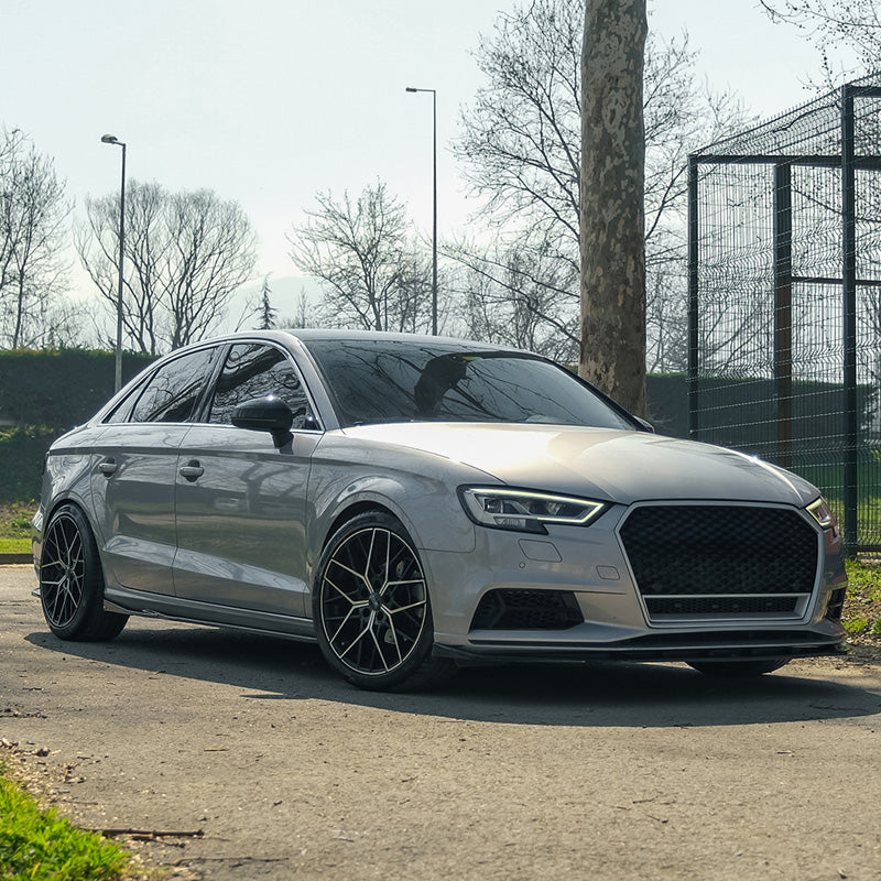 OneWay, täydellinen korisarja, kiiltävän musta, sopii Audi A3 (8V) Sedan Facelift (2016-2020)