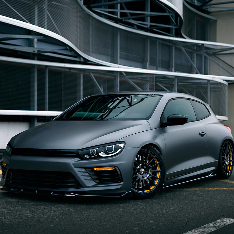 OneWay, Täydellinen korisarja, Kiiltävä musta, sopii Volkswagen Scirocco R Facelift (2014-2017)