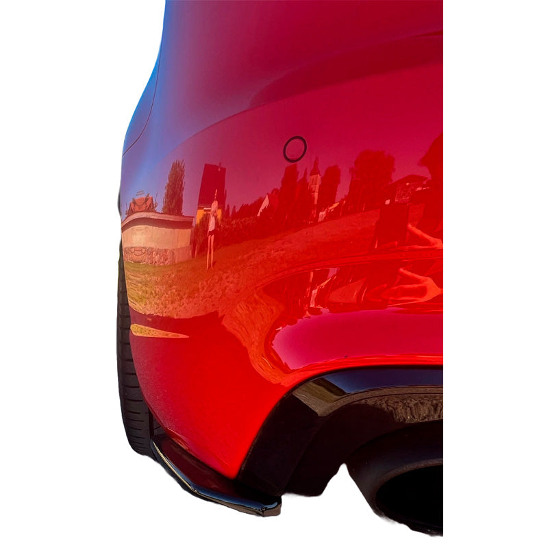 OneWay, takapuskurin splitterit, kiiltomusta, Sopii Audi RS3 8V Sportback 2015-2016, 2 kpl sarja