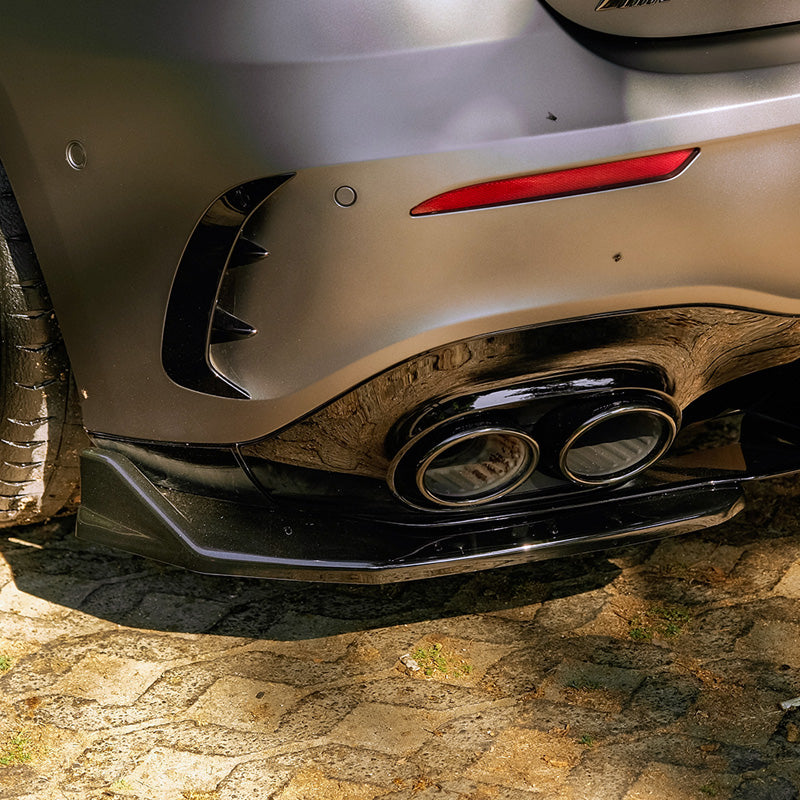 OneWay, etulippa (takana), kiiltävä musta, 2 kpl., sopii Mercedes A-Class (W177) A45 S Aero Pack (2019-2023) & FL (2023-)