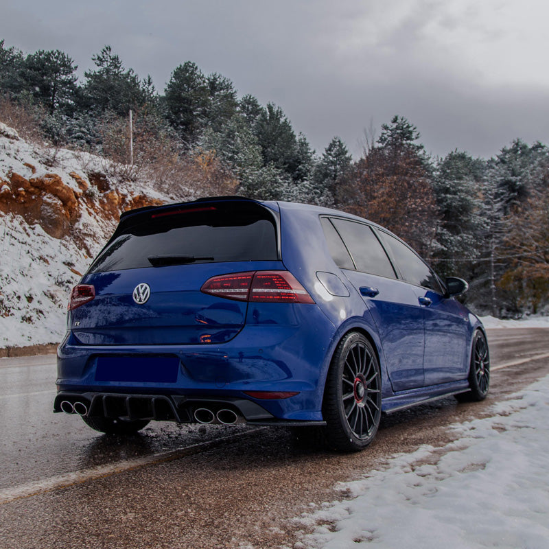 OneWay, kattospoilerin kansi, kiiltävä musta, sopii Volkswagen Golf VII (7&7.5) HB GTi/GTD/R/R Line 2013-2020, Version 2