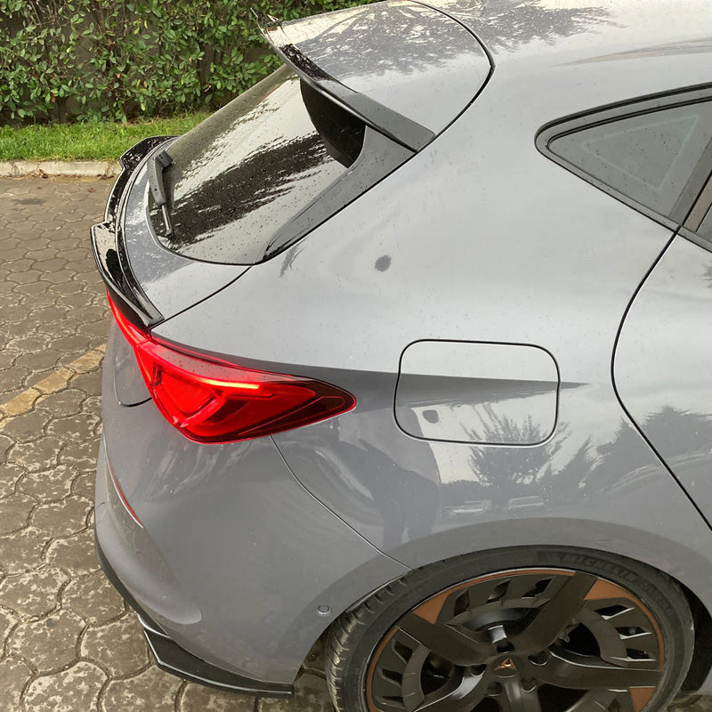 OneWay, bakluckspoiler, glanssvart, passar till Cupra Leon HB 2020-, 'Elegant design'